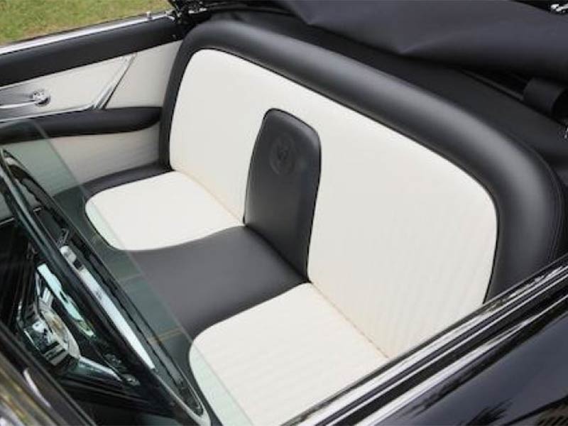 اضغط لمشاهدة الصور: سيارة مارلين مونرو المميزة معروضة للبيع .. إليكم سعرها